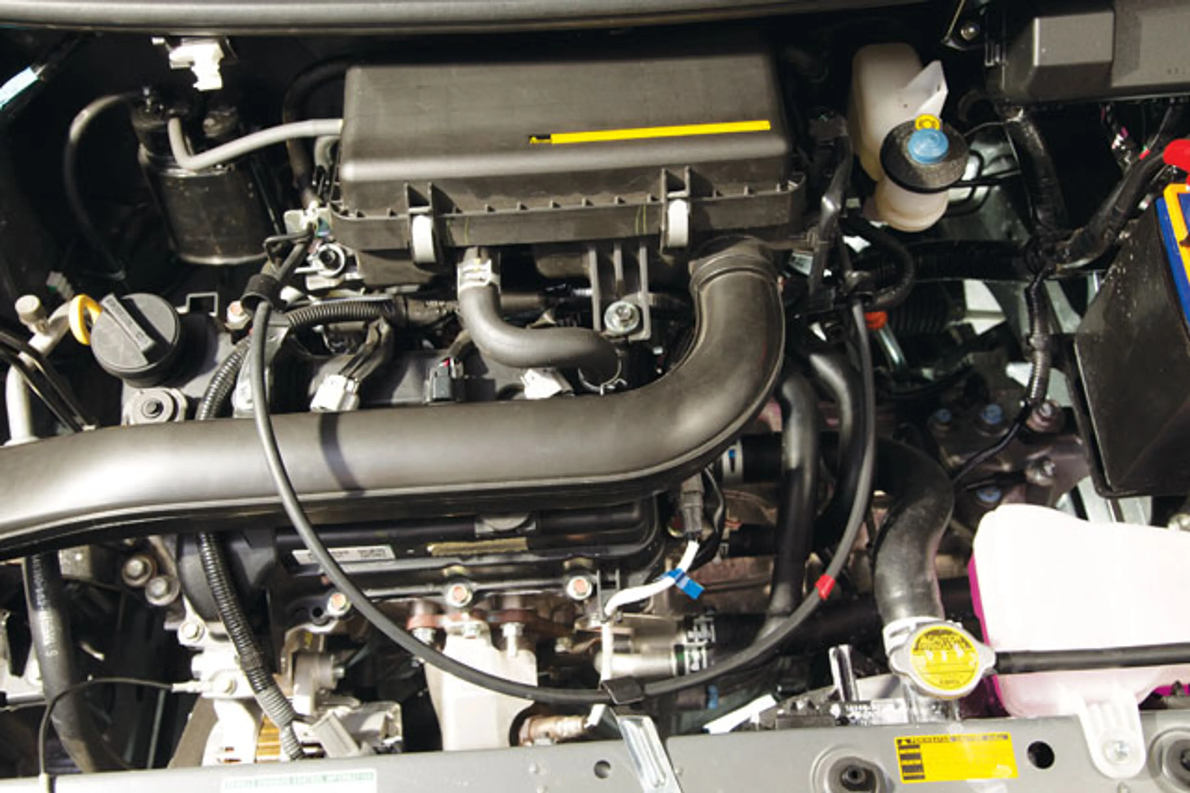 2015 Toyota Wigo 1.0 G MT thumbnail 4