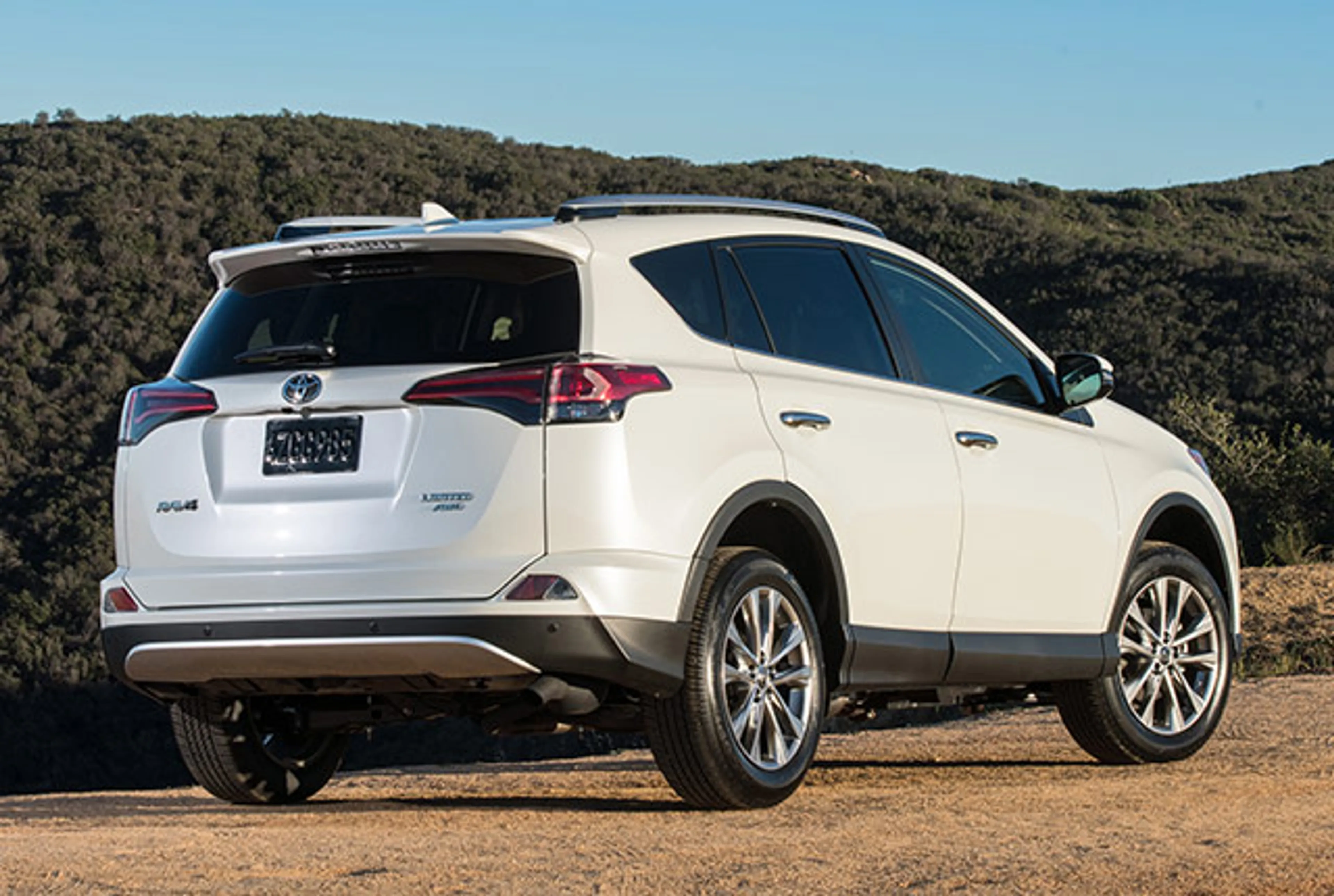 Toyota Rav-4 thumbnail 2