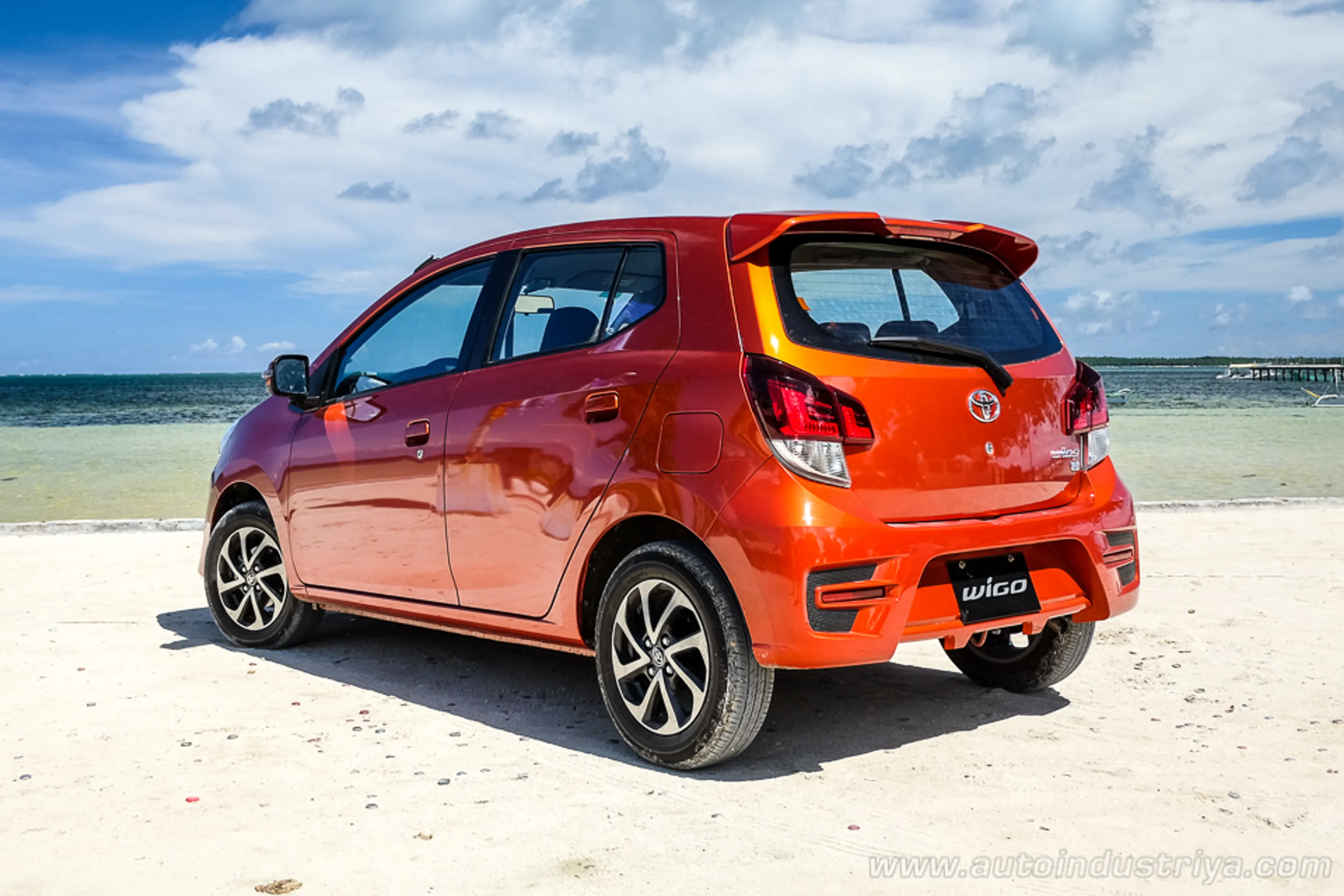 2017 Toyota Wigo 1.0 G AT thumbnail 2