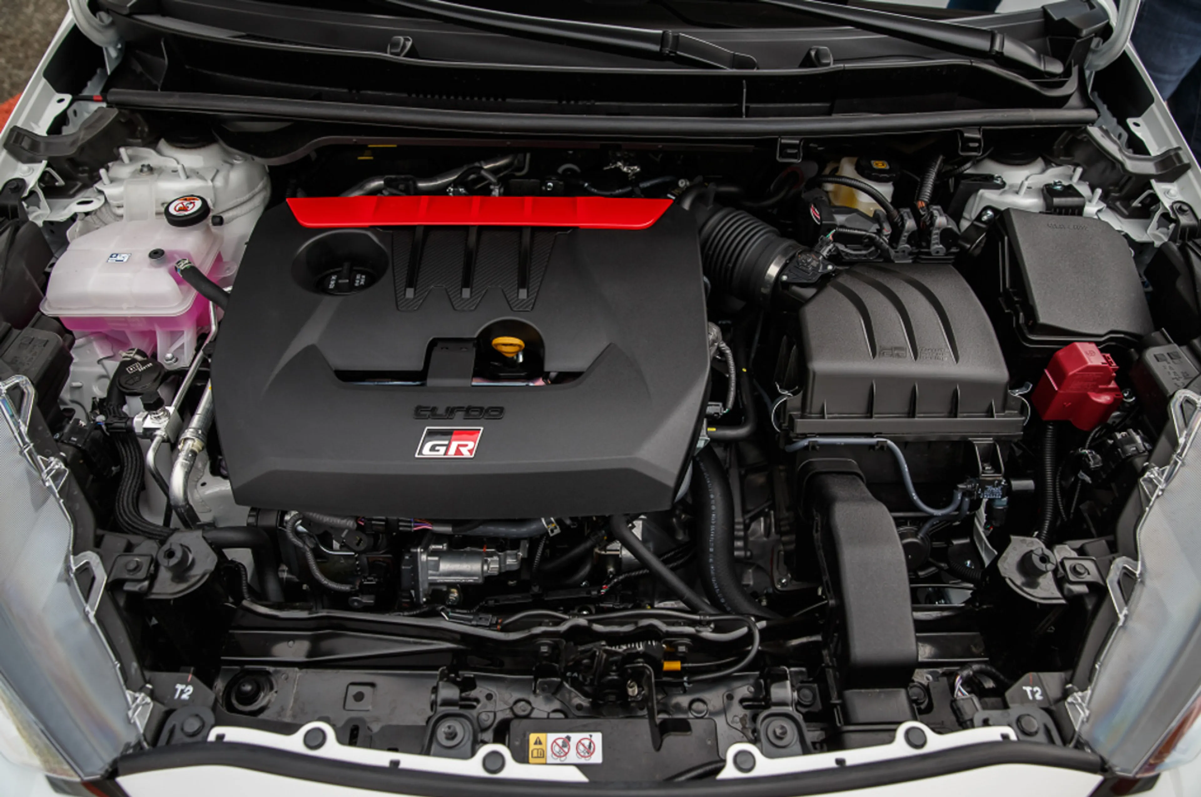 2021 Toyota GR Yaris 1.6 Turbo M/T thumbnail 4