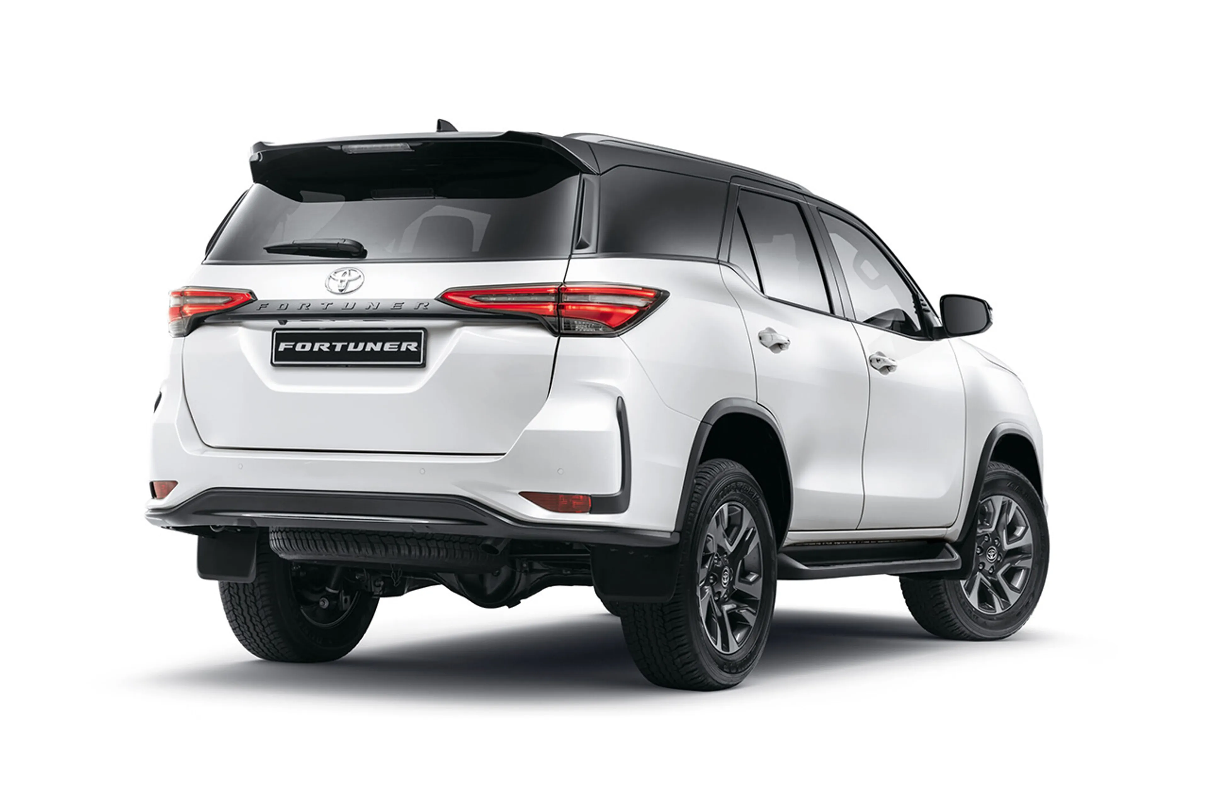 Toyota Fortuner GR Sport thumbnail 2
