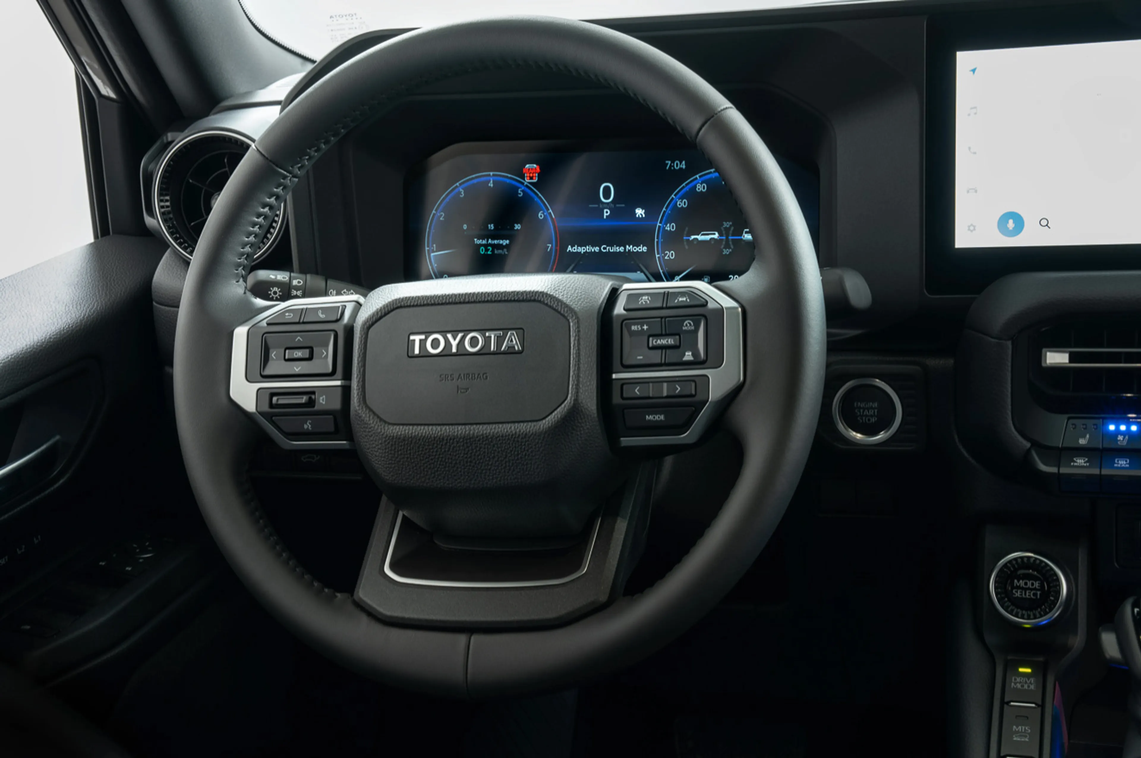 Toyota Land Cruiser Prado thumbnail 3