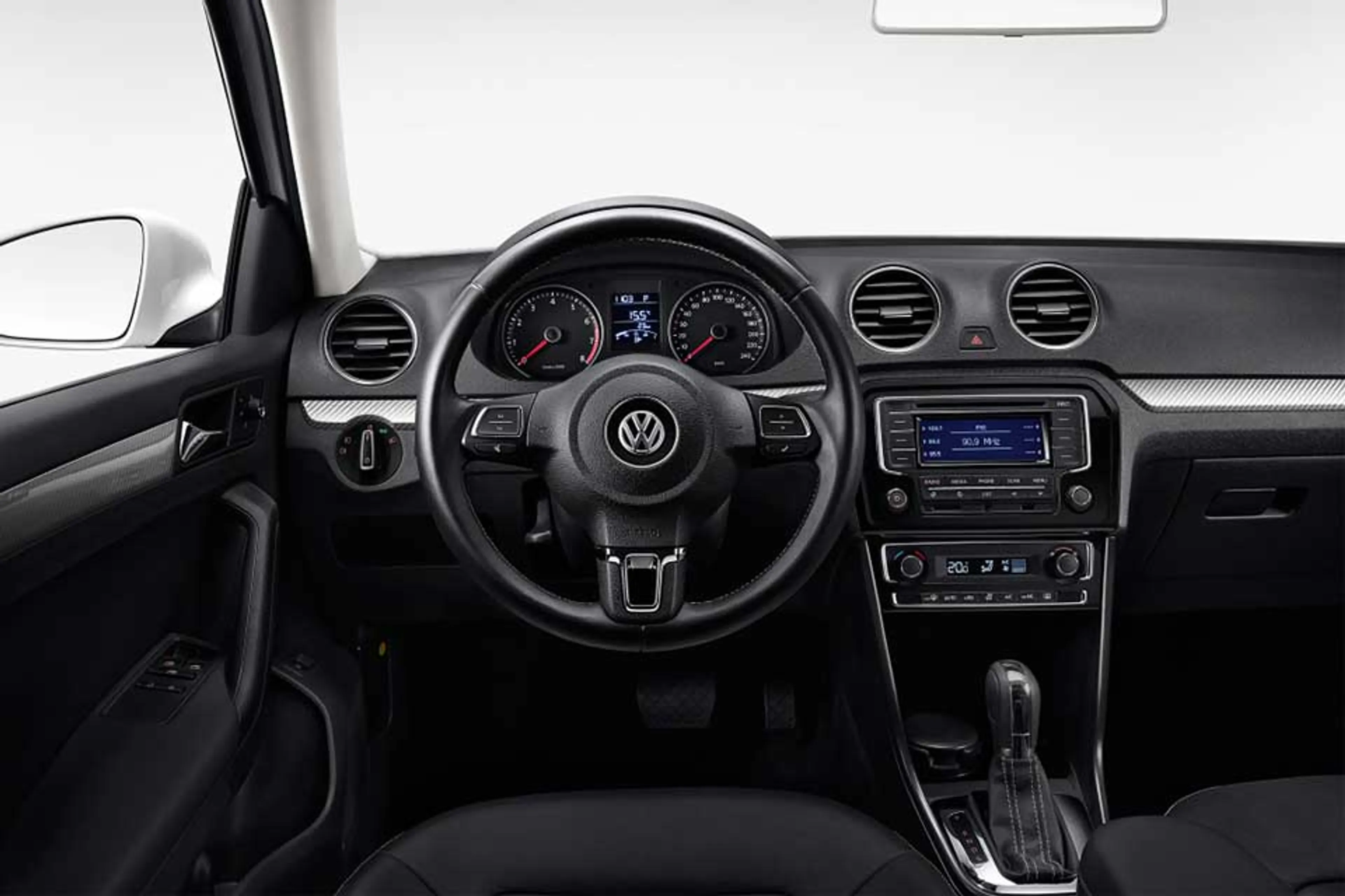 2014 Volkswagen Jetta 2.0 TDI MT Trendline thumbnail 3