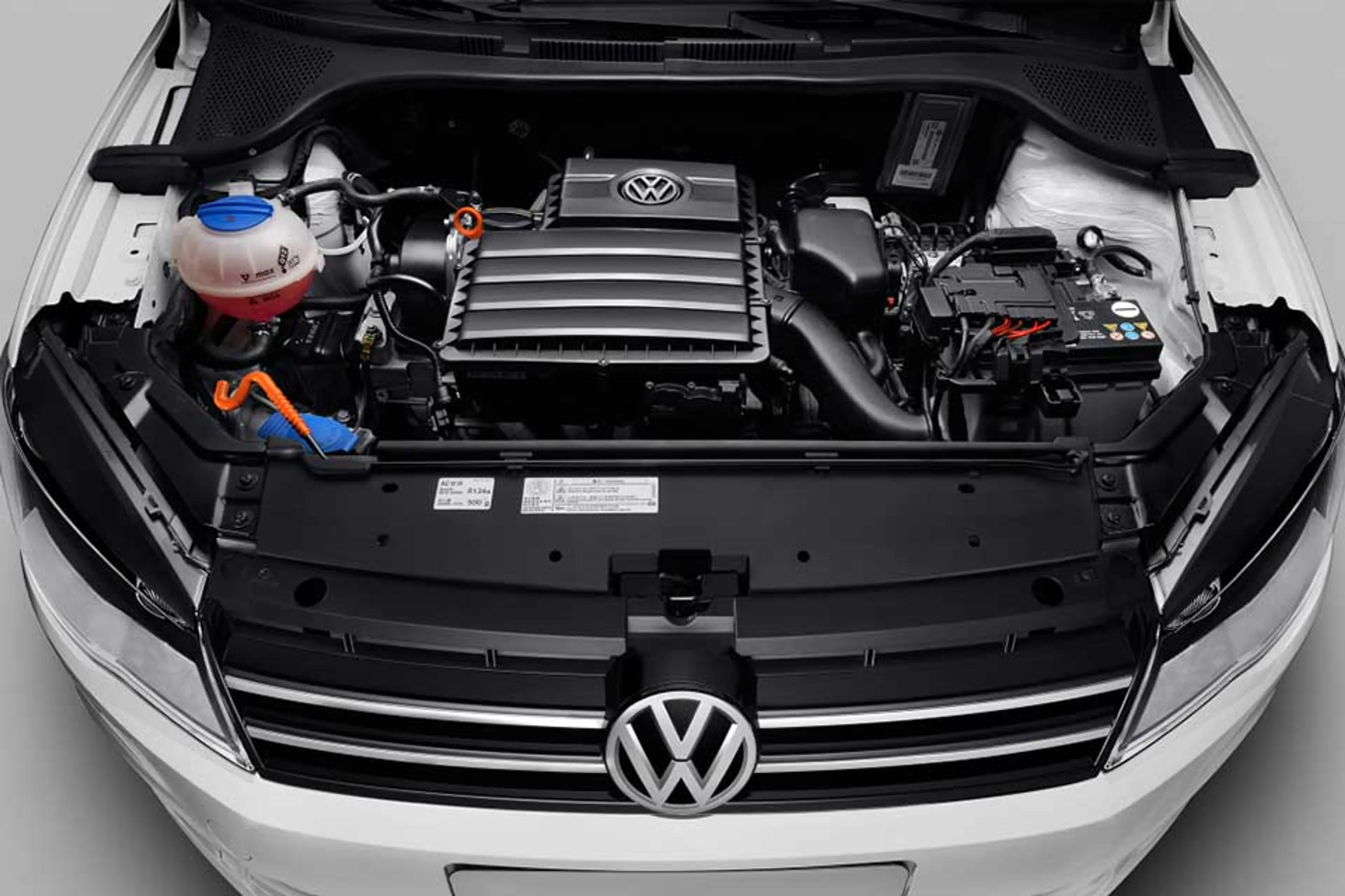 2014 Volkswagen Jetta 2.0 TDI MT Trendline thumbnail 4