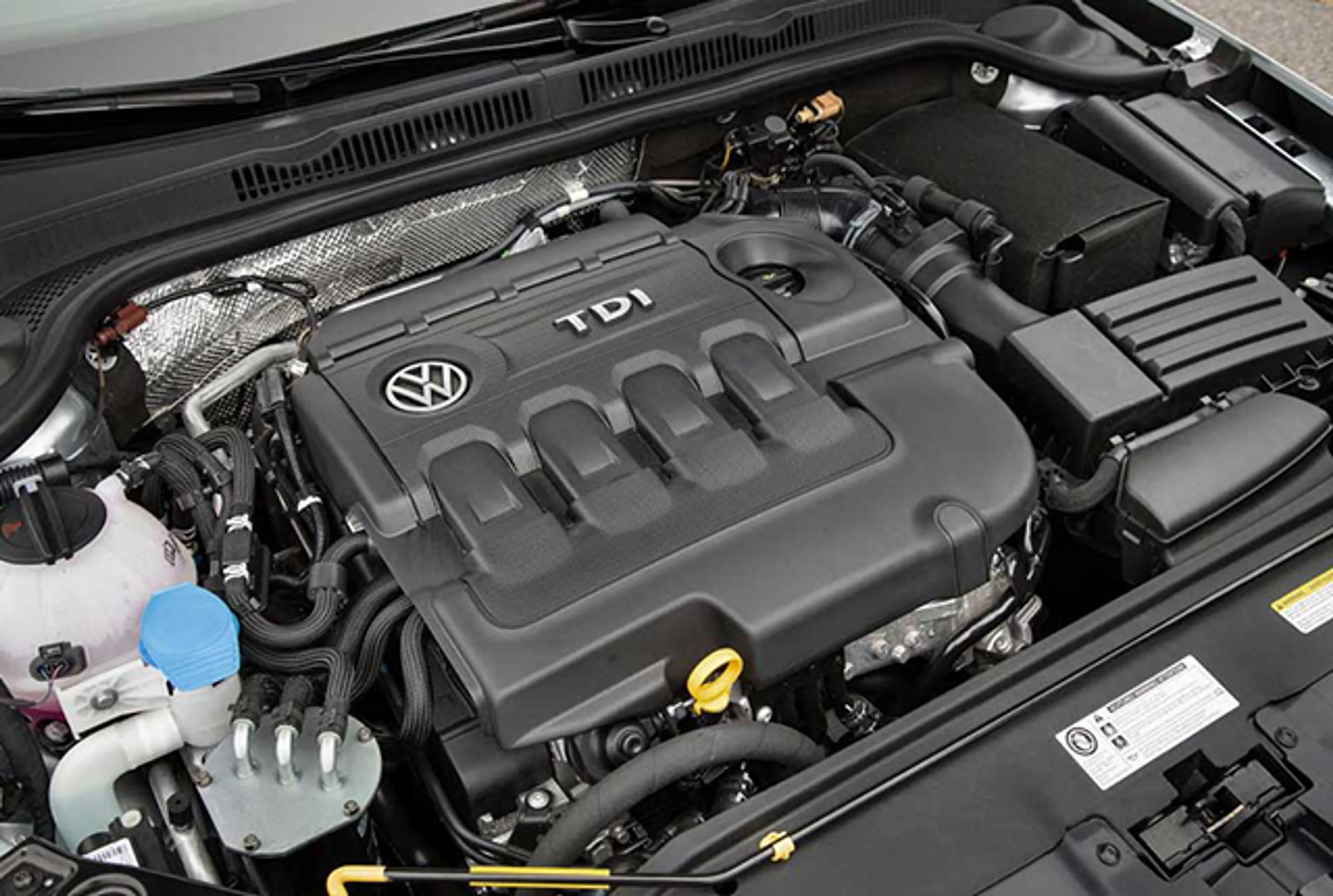 Volkswagen Jetta thumbnail 4