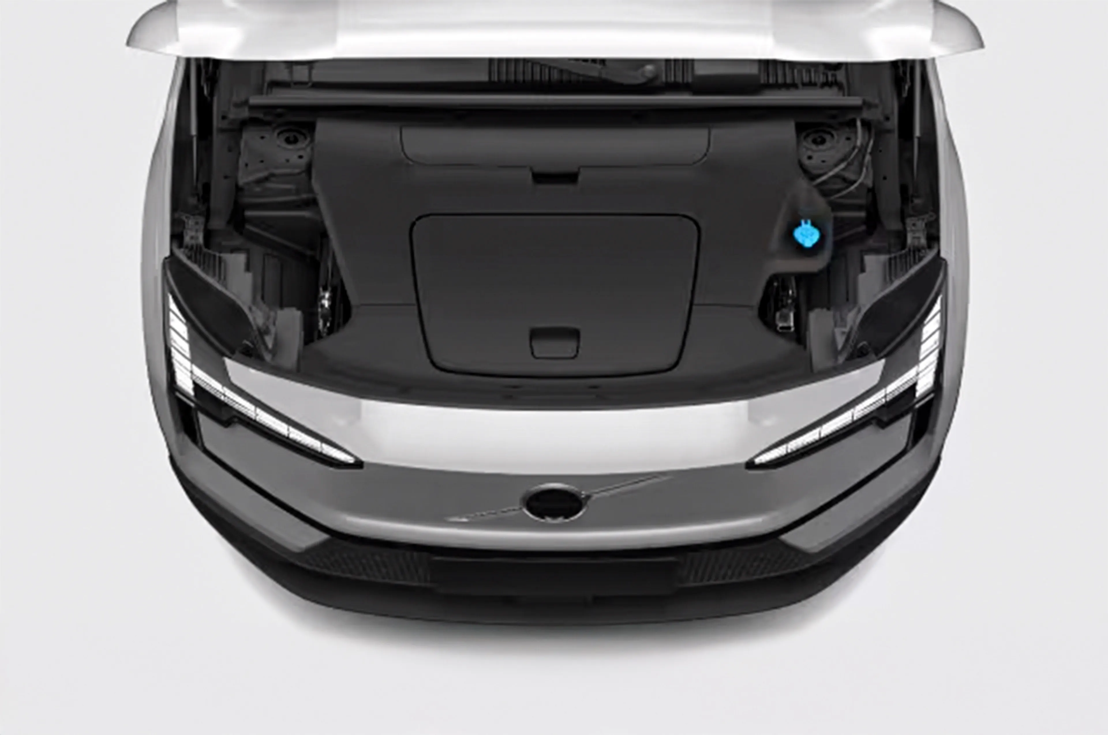 Volvo EX30 thumbnail 4