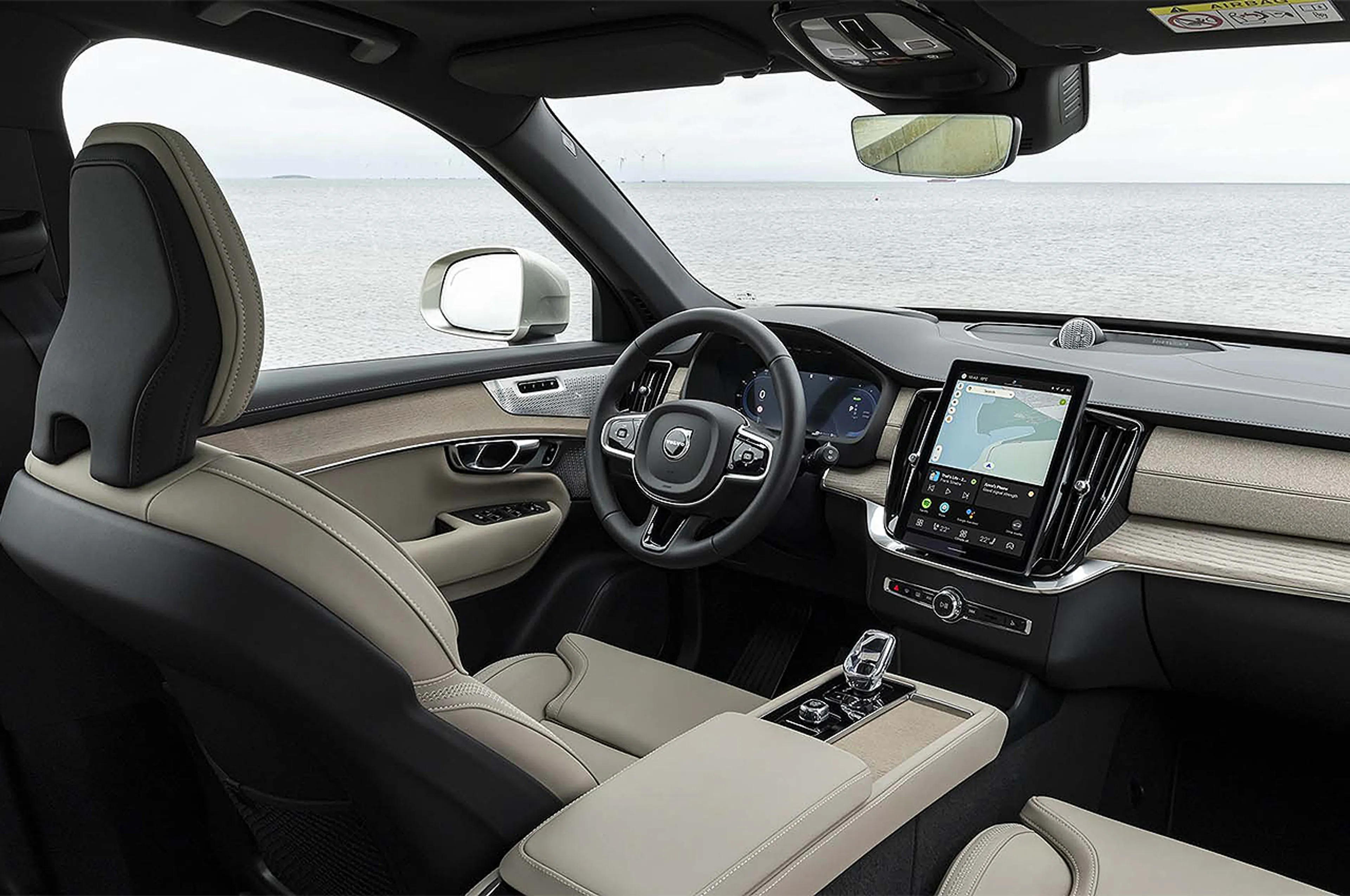 Volvo XC90 PHEV thumbnail 3