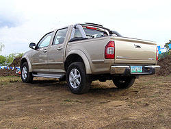 2004 Isuzu D-Max
