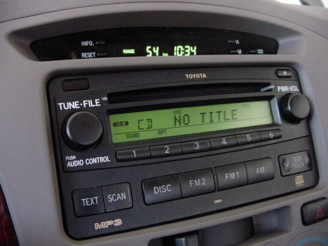 2005 Toyota Innova 2.0G