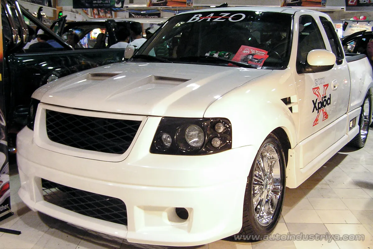 2005 Custom Car and Sport Truck Show