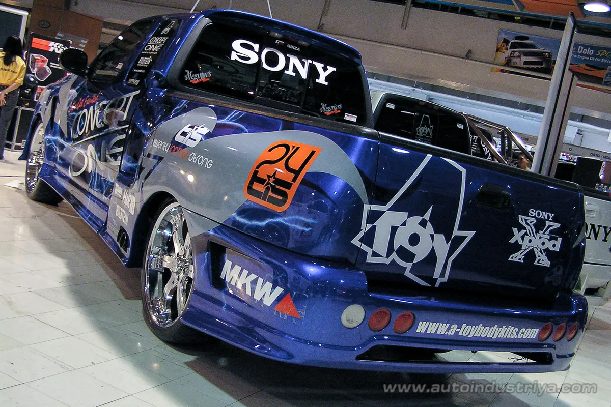 2005 Custom Car and Sport Truck Show