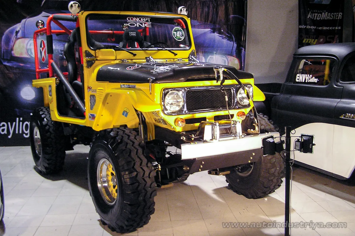 2005 Custom Car and Sport Truck Show