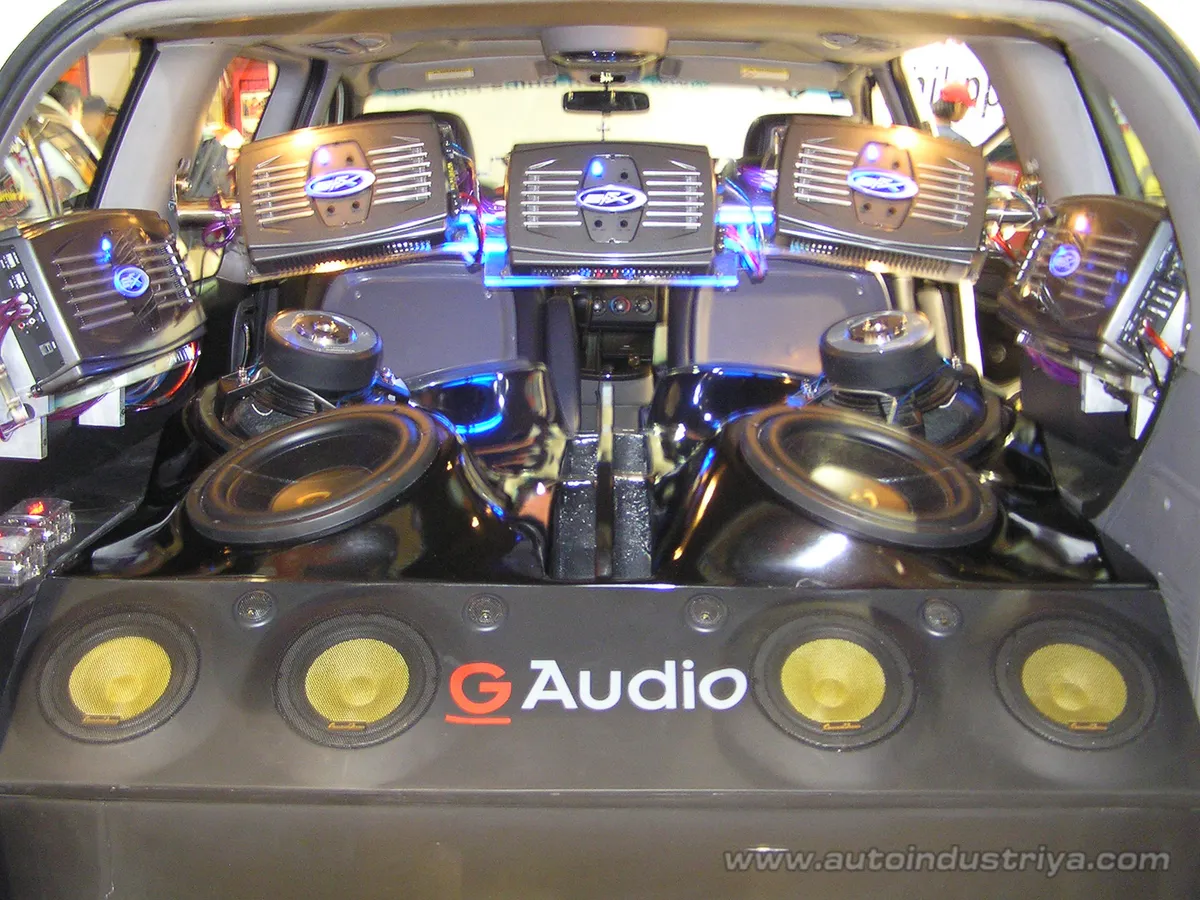 2005 Custom Car and Sport Truck Show