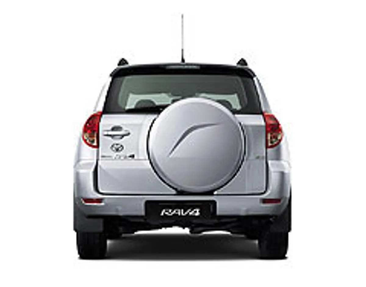 Toyota launches 2006 RAV4, Altis Sport