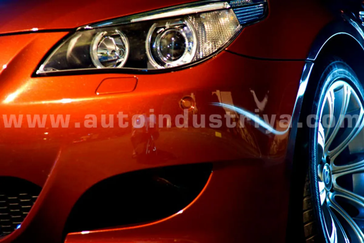 Automotive lighting for the car nut