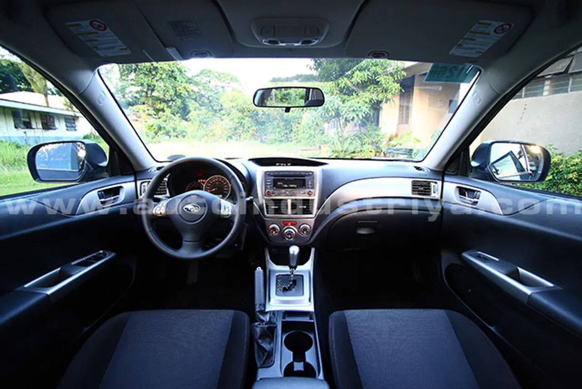 2009 Subaru Impreza Sedan 2.0R