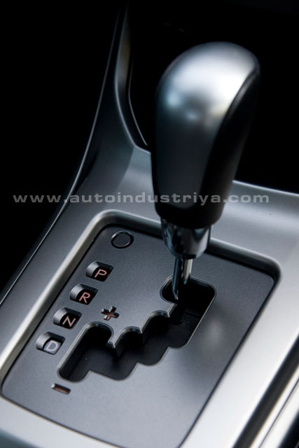 2009 Subaru Impreza Sedan 2.0R