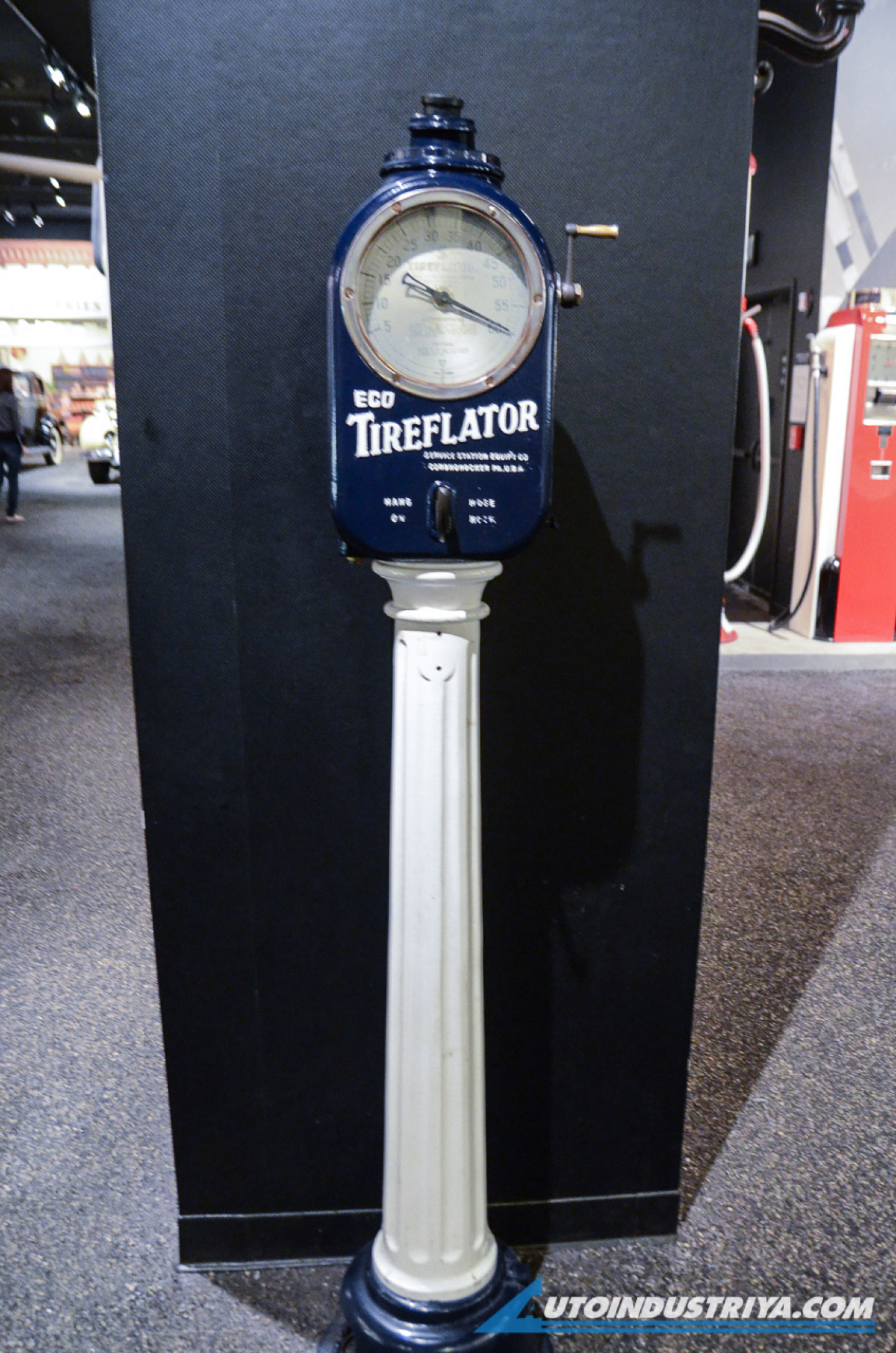 Petersen Automotive Museum