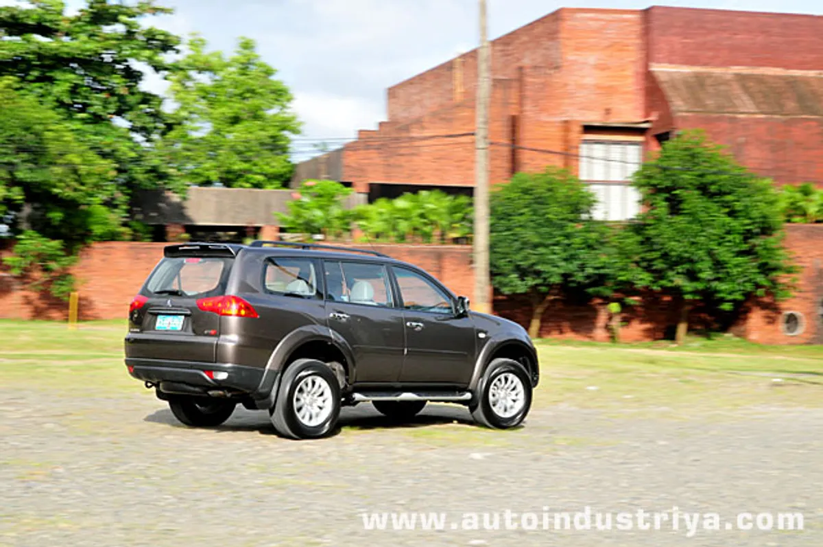 2011 Mitsubishi Montero Sport GT-V