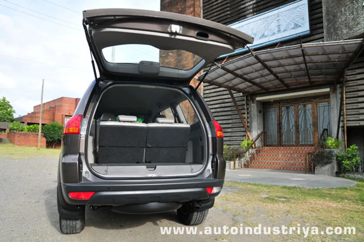 2011 Mitsubishi Montero Sport GT-V
