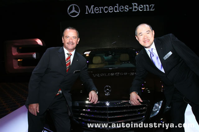 CATS Motors President Felix Ang and Wolfgang Huppenbauer Managing Director of MB Asean at the launch of the E-Class