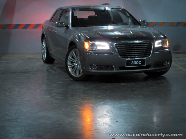 2012 Chrysler 300C