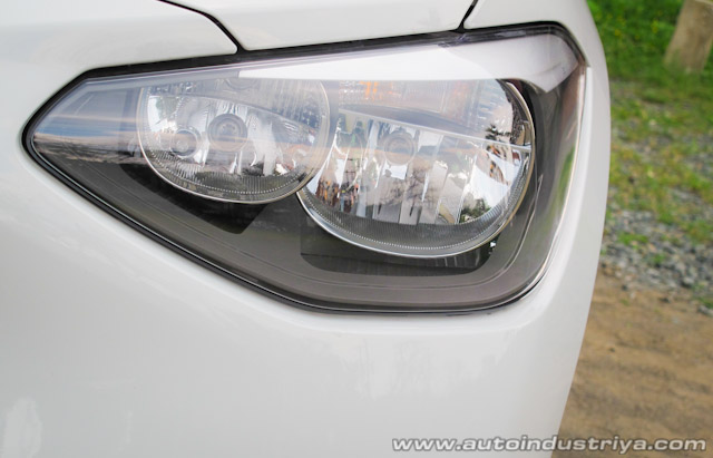 Emblem - 2012 BMW 118d Sport Line