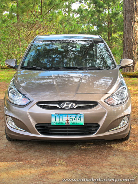 Interior  - 2012 Hyundai Accent GLS Blue