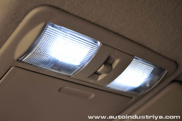 LED Map Lamp ? 2012 Nisan Frontier Navara 4x4 TechXtrem