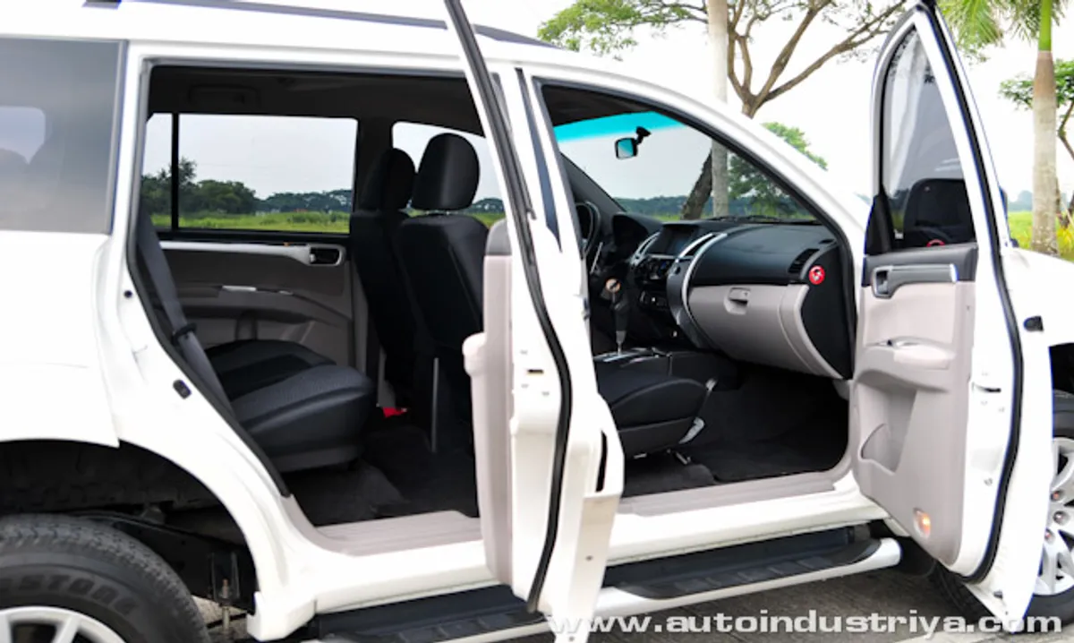 Legroom - 2012 Mitsubishi Montero Sport GLS MIVEC V6