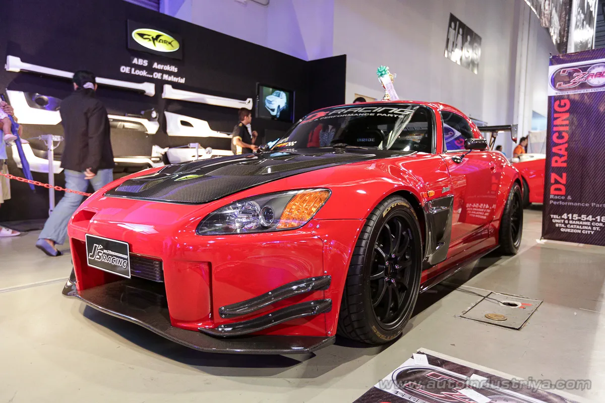 2012 Manila Auto Salon sizzles it up at SMX