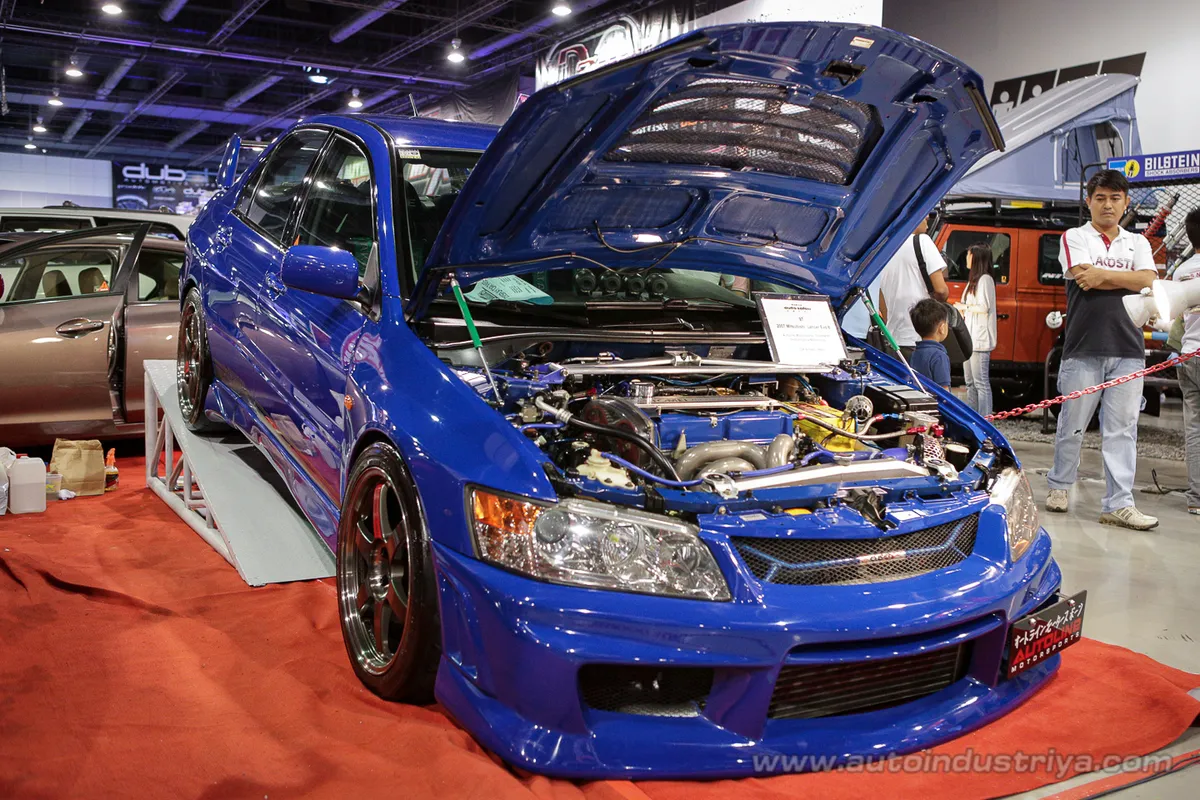 2012 Manila Auto Salon sizzles it up at SMX