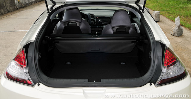 Cargo space - 2013 Honda CR-Z Mugen Edition