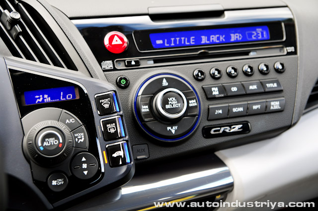 Center console - 2013 Honda CR-Z Mugen Edition