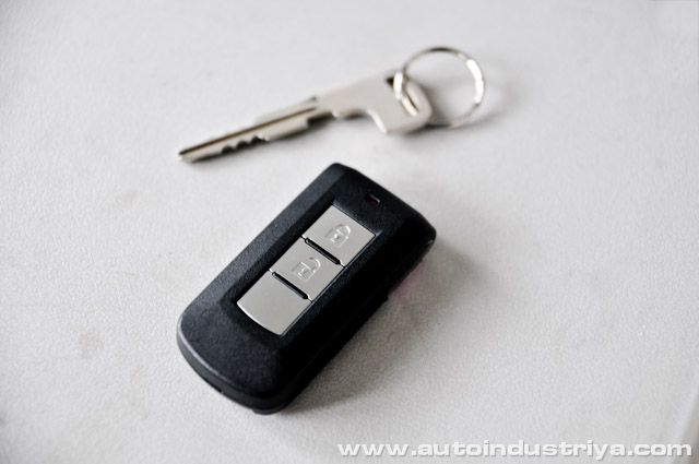 Smart key - 2013 Mitsubishi Mirage GLS MT