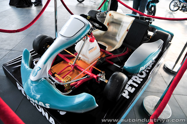 Petronas Liquid and Metal in Motion