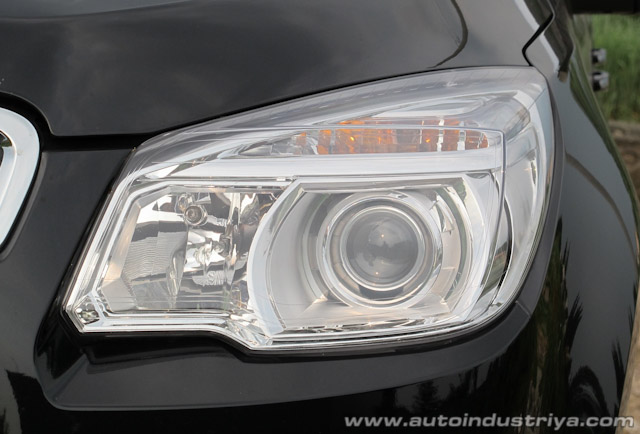 Headlights - 2013 Chevrolet Trailblazer