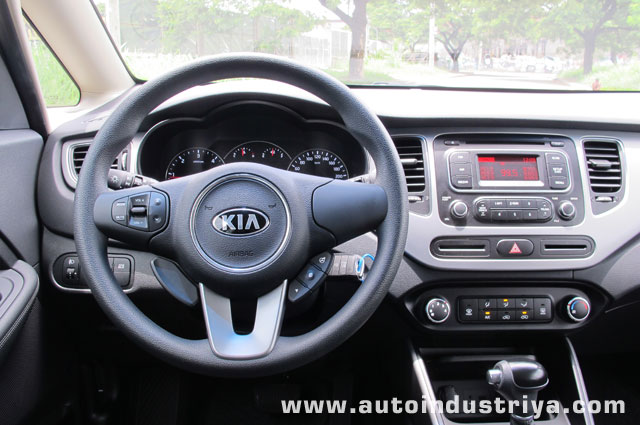 2014 Kia Carens