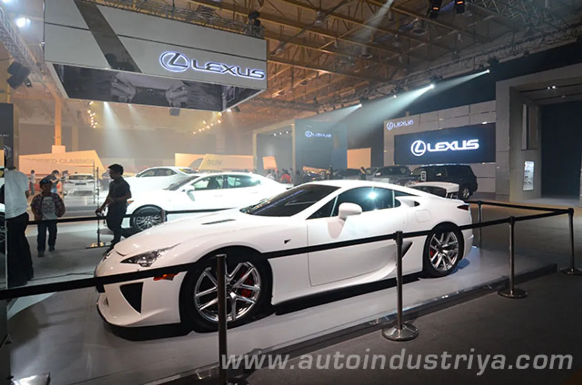 2013 World of Toyota Motor Show