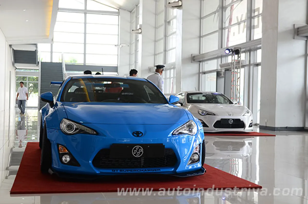 2013 World of Toyota Motor Show