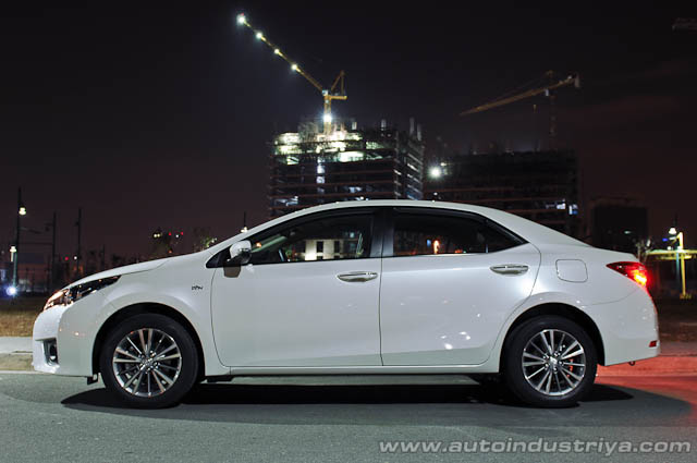 2014 Toyota Corolla Altis 1.6 V