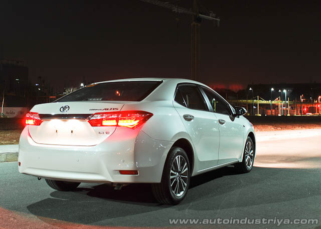 2014 Toyota Corolla Altis 1.6 V