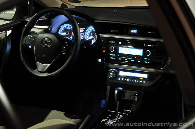 2014 Toyota Corolla Altis 1.6 V