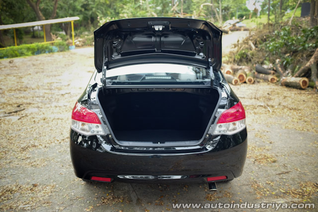 2014 Mitsubishi Mirage G4 GLS 1.2L MT