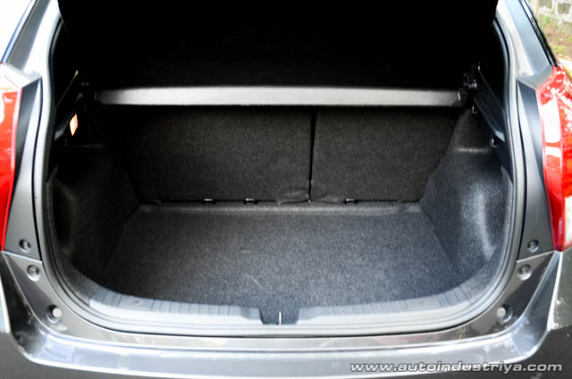 2014 Toyota Yaris 1.5G AT