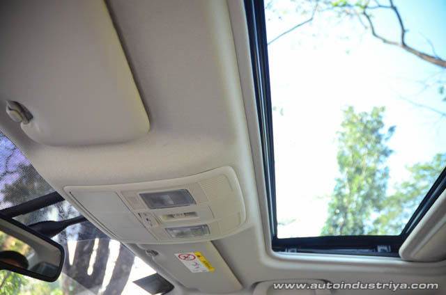 2015 Mazda3 2.0R SkyActiv-G 4-door