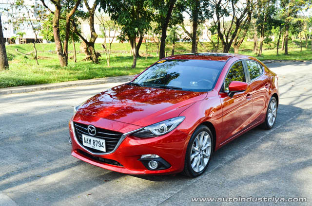 2015 Mazda3 2.0R SkyActiv-G 4-door