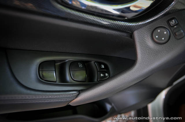 2015 Nissan Xtrail White