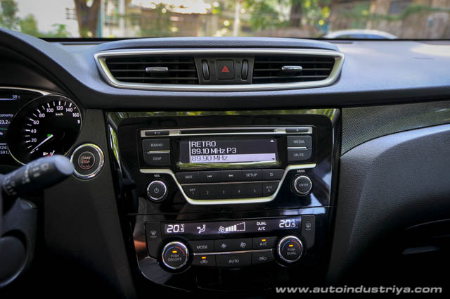 2015 Nissan Xtrail White