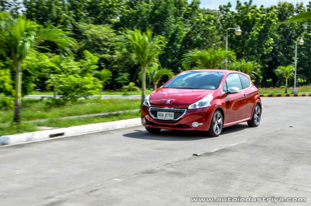 2015 Peugeot 208 GTI